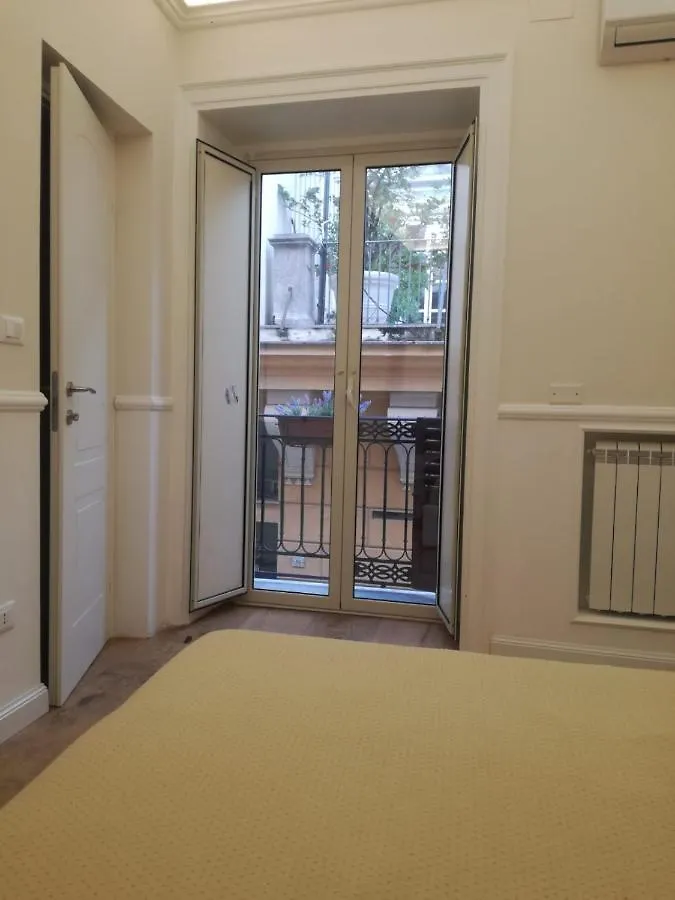 Casa Dadà, romantic house in historic centre Palermo Appartamento